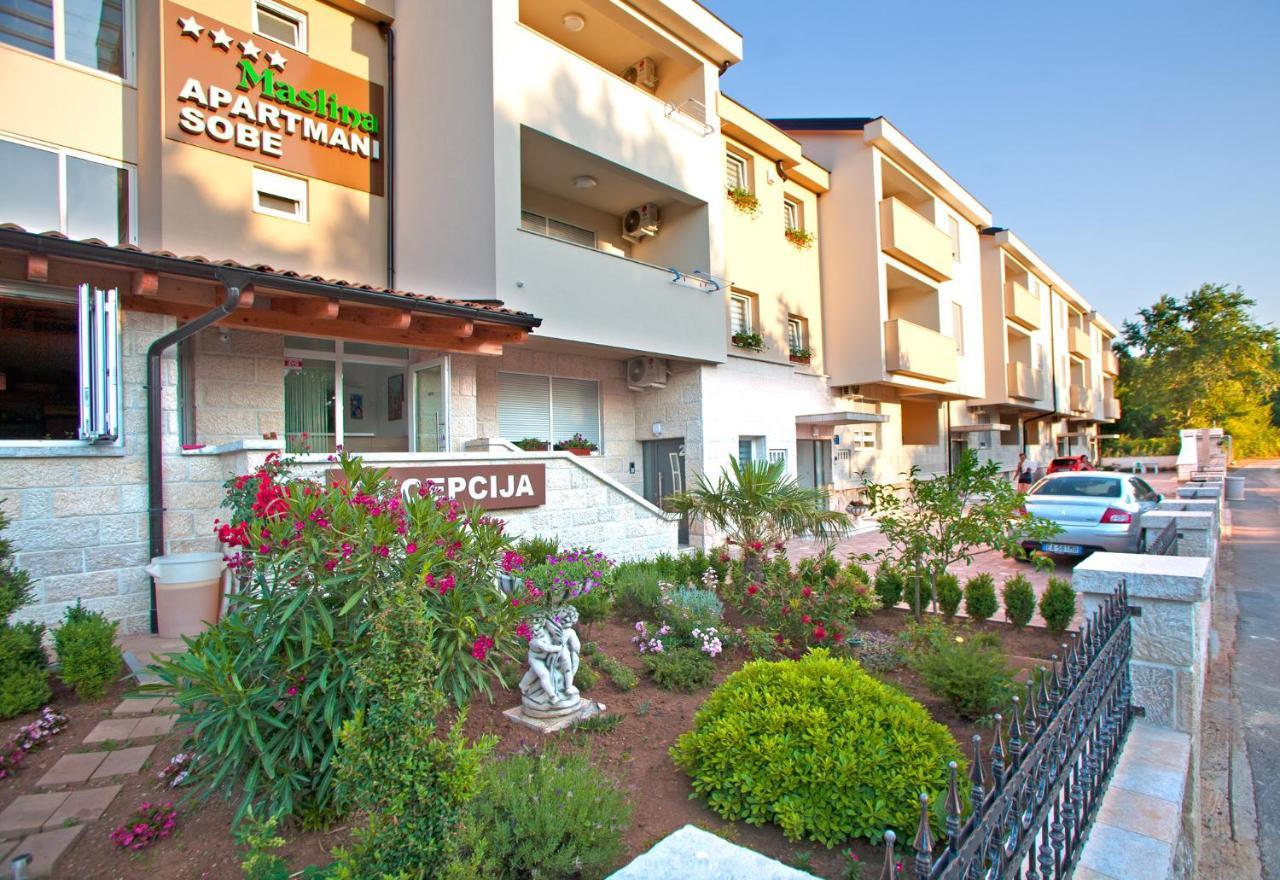 Apartments Maslina II Njivice Exteriér fotografie