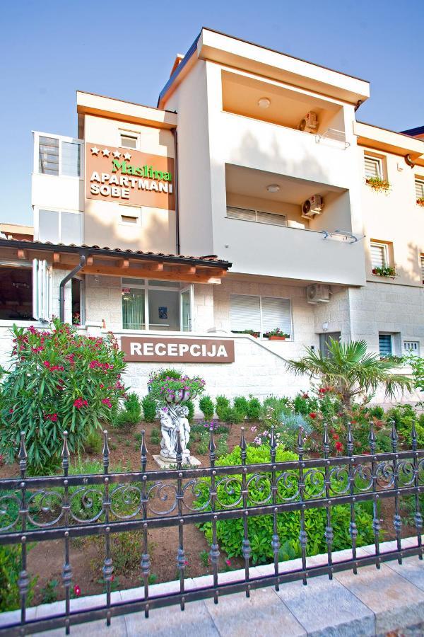 Apartments Maslina II Njivice Exteriér fotografie