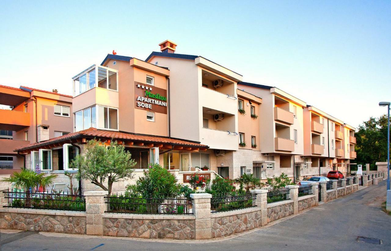 Apartments Maslina II Njivice Exteriér fotografie